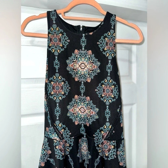 Mossimo Sleeveless Dress , Size Medium - Picture 6 of 7